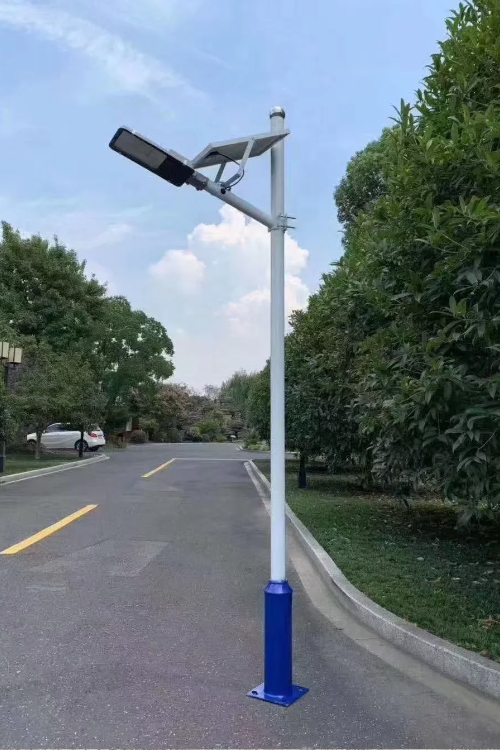 太陽能一體化臂燈